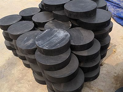 大通县板式橡胶支座由若干层橡胶片与薄钢板经加压硫化